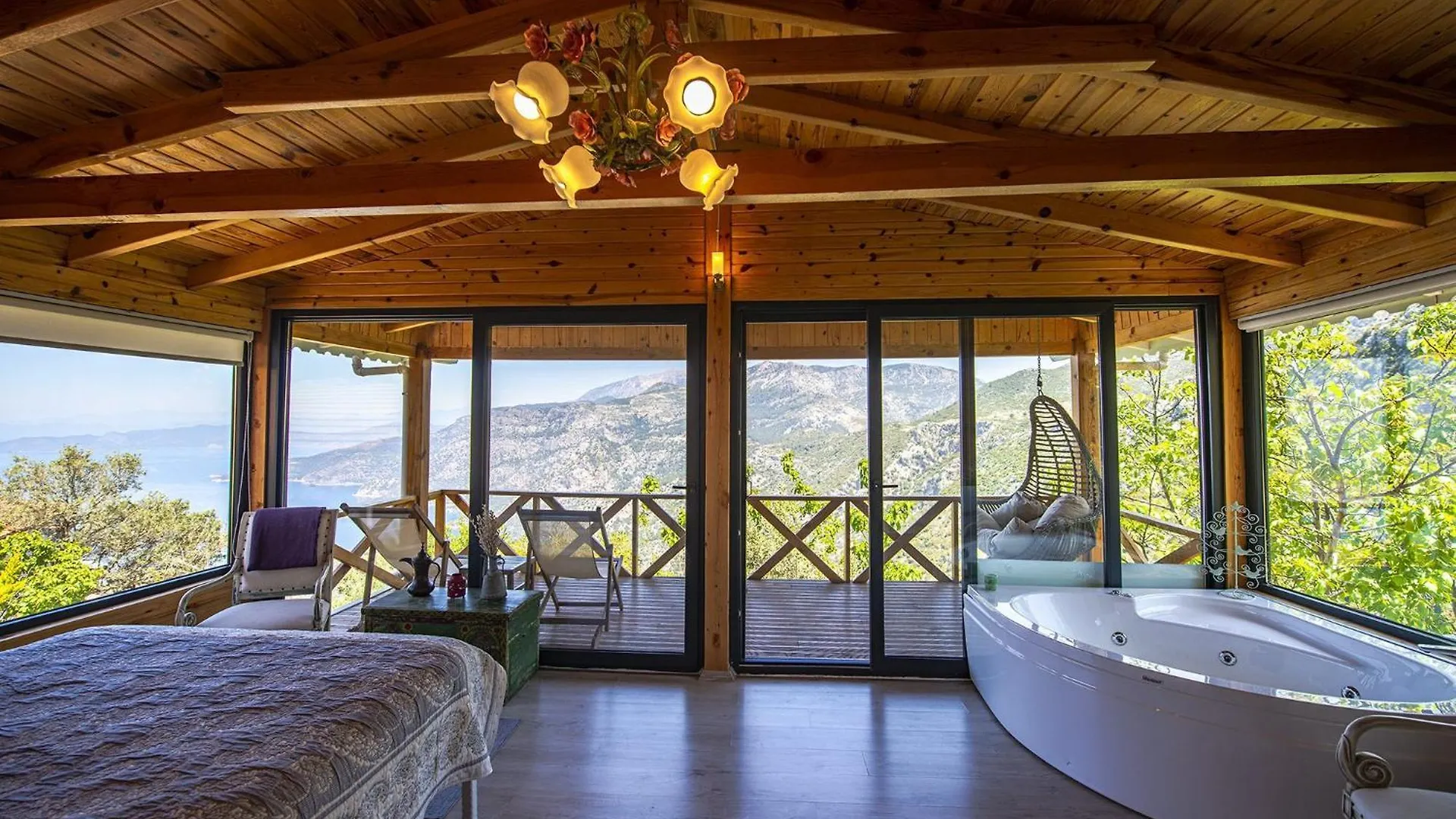 Yediburunlar Lighthouse Boutique Hotel And Restaurant Faralya