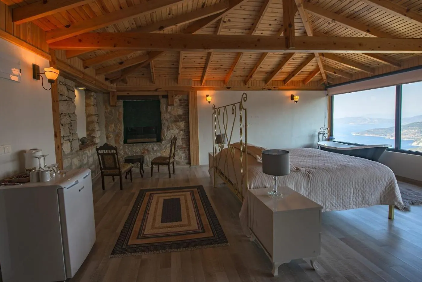 Yediburunlar Lighthouse Boutique Hotel And Restaurant Faralya
