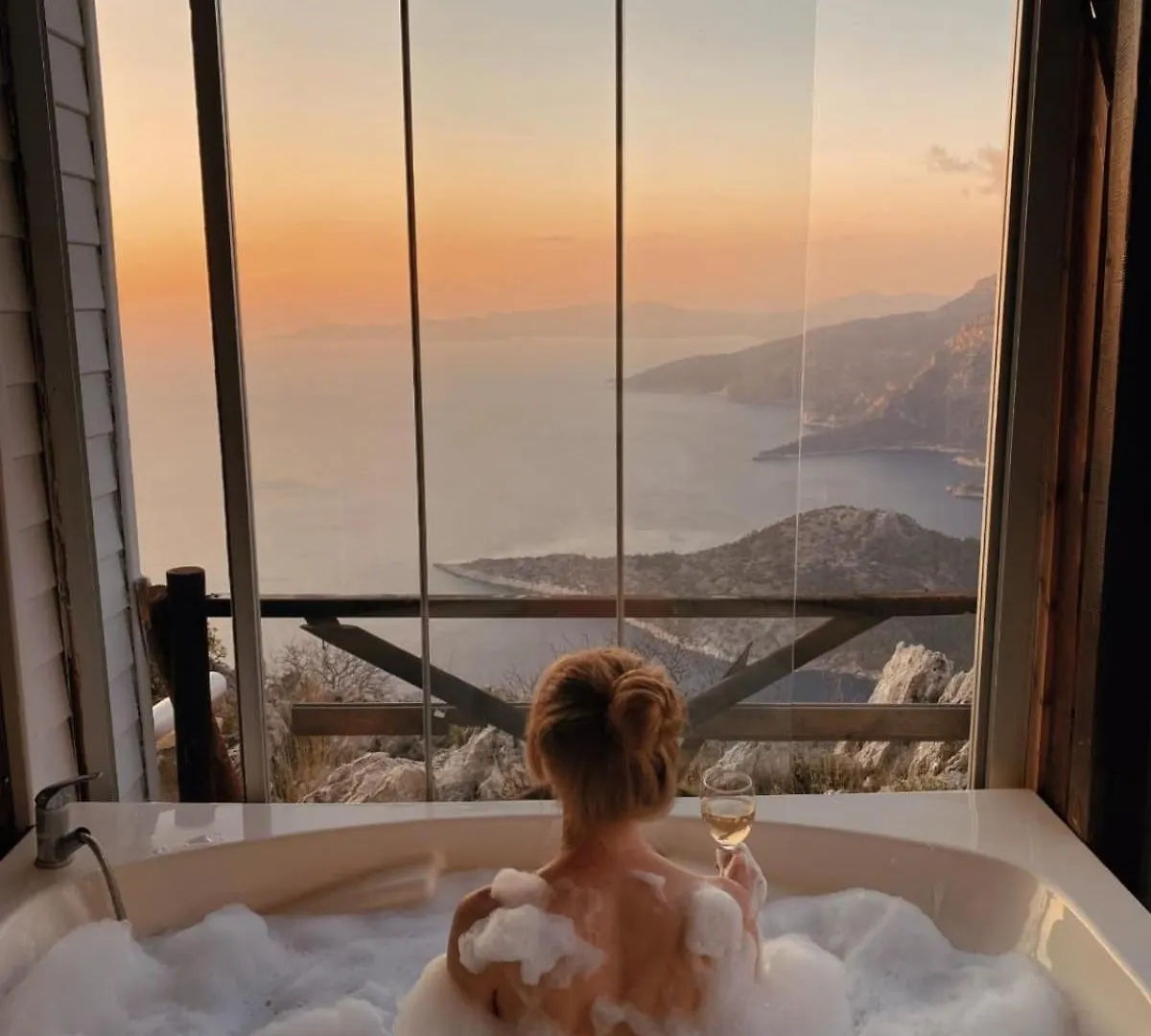 Yediburunlar Lighthouse Boutique Hotel And Restaurant Faralya
