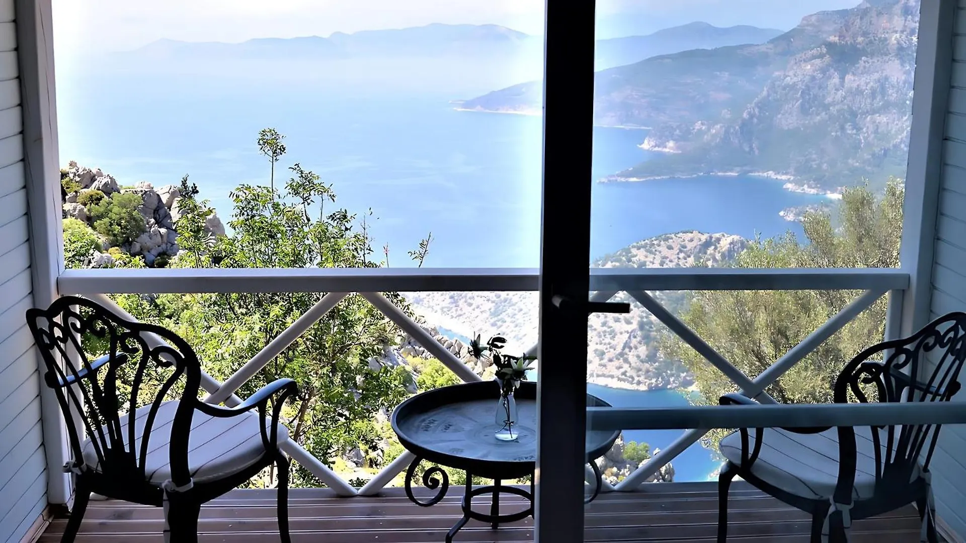 Konukevi Yediburunlar Lighthouse Otel Faralya