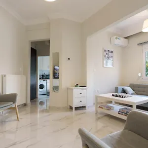 https://apt-white-luxury.hotelschalkidiki.net